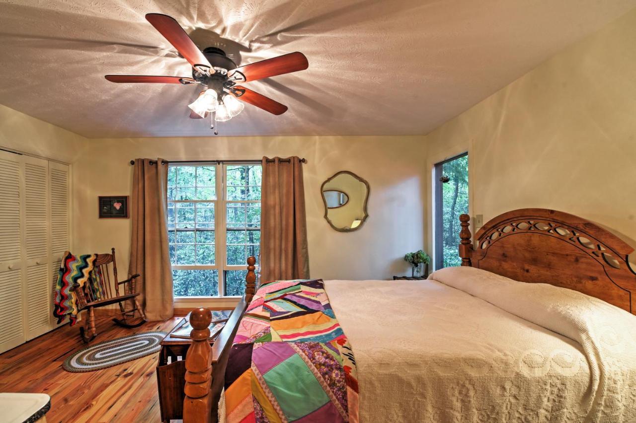 Serene Creekside Cottage Near Asheville Fire Pit Candler Εξωτερικό φωτογραφία
